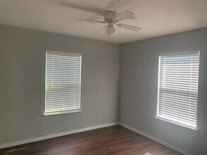 2501 Murphy Dr in Bedford, TX - Building Photo - Building Photo