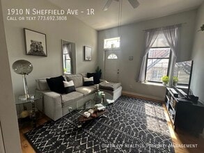 1910 N Sheffield Ave in Chicago, IL - Building Photo - Building Photo
