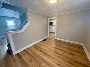 745 S Wayne Ave in Columbus, OH - Building Photo - Building Photo