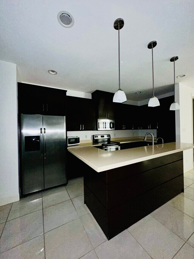 1433 Ozark Ave in McAllen, TX - Building Photo - Building Photo