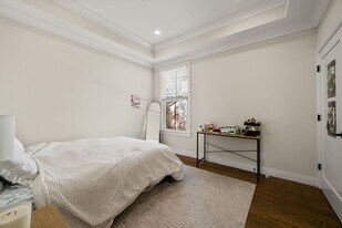 153 Foster St, Unit 1 in Boston, MA - Building Photo