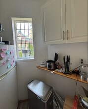 10 Dana St, Unit 402 in Cambridge, MA - Building Photo - Building Photo