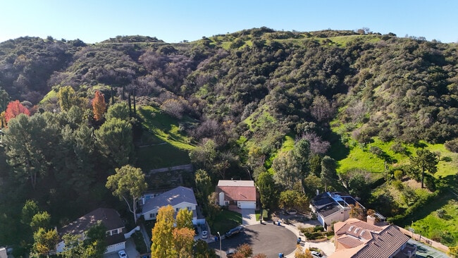 property at 19946 Turnberry Dr