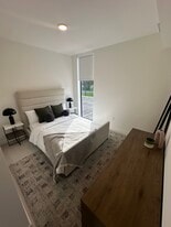 20520 NW 20th Ct, Unit A8 in Miami Gardens, FL - Building Photo