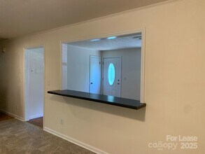 5325 Cold Harbor Dr in Charlotte, NC - Building Photo - Building Photo