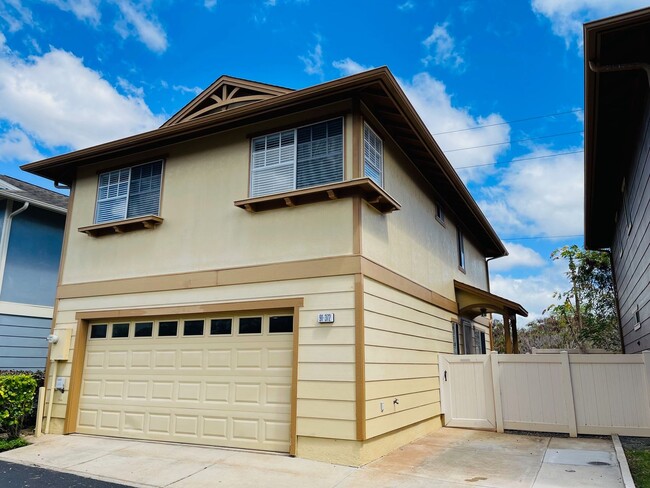 property at 91-372-372 Makalea St