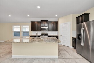 24654 Greenwood Bay Dr in Richmond, TX - Building Photo - Building Photo