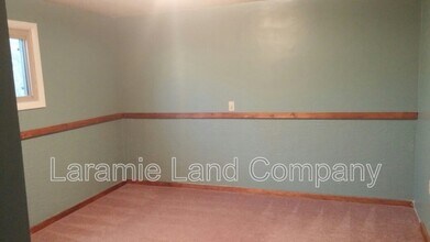 1610 E Arnold St in Laramie, WY - Building Photo - Building Photo