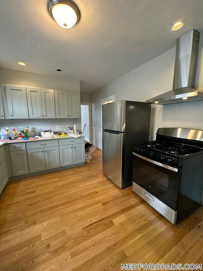 86 W Quincy St