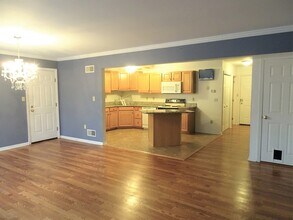 932 Orchard St in Akron, PA - Building Photo - Building Photo