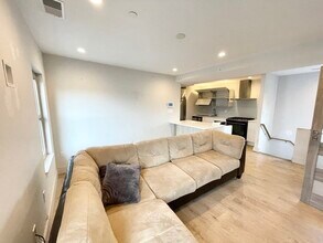 118 Buttonwood St in Boston, MA - Building Photo - Building Photo