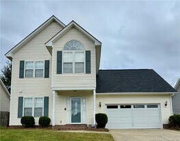 2613 Gressitt Point lane in Fayetteville, NC - Building Photo