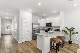 1724 Jakes Dr in Panama City, FL - Building Photo - Building Photo