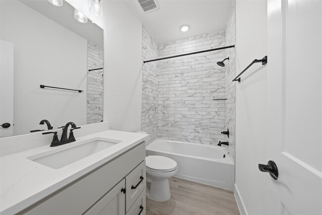 2903 Orange Leaf Dr in Fulshear, TX - Building Photo - Building Photo