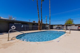 North Palms Townhomes in Phoenix, AZ - Foto de edificio - Building Photo