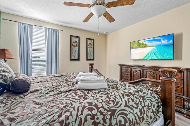 property at 1496 Moon Valley Dr