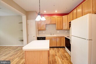 6135 Newport Terrace in Frederick, MD - Building Photo - Building Photo