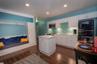 9121 Madison Ave in La Mesa, CA - Building Photo - Building Photo