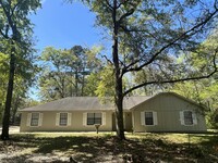 1381 Talmadge Rd in Allenhurst, GA - Building Photo - Building Photo