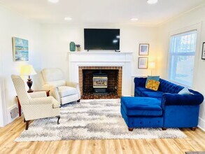 713 Front St in Lynden, WA - Building Photo - Building Photo