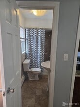 604 Freeman St in Lyndhurst, NJ - Building Photo - Building Photo