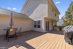 710 Miriam Ln in Lusby, MD - Building Photo