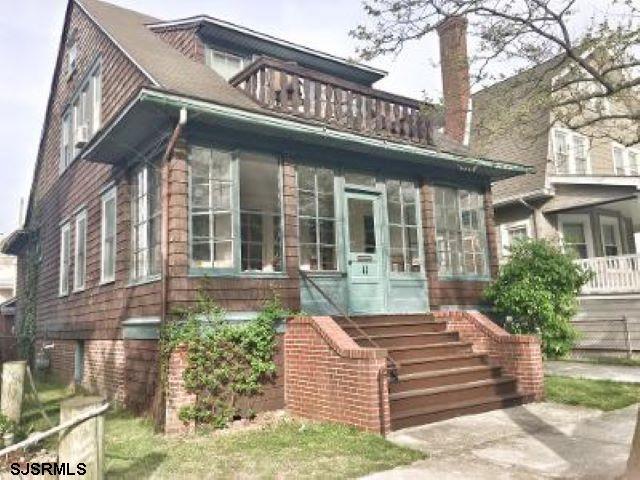 11 S Victoria Ave in Ventnor City, NJ - Building Photo