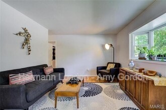 11086 Alan Shepard Dr in Maryland Heights, MO - Building Photo - Building Photo