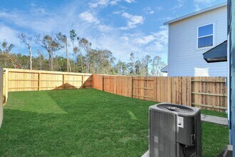 21269 Carosella Dr in New Caney, TX - Building Photo - Building Photo