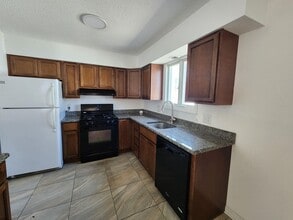 106 N Dudley Ave in Ventnor City, NJ - Building Photo - Building Photo