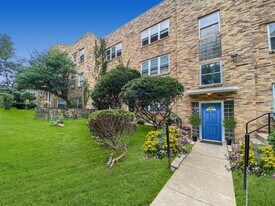6780 Blakemore St in Philadelphia, PA - Building Photo
