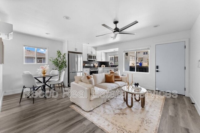 2722 Nye St in San Diego, CA - Building Photo - Building Photo