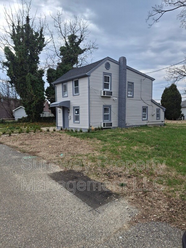 13 Union Ln in Pennsville, NJ - Building Photo - Building Photo