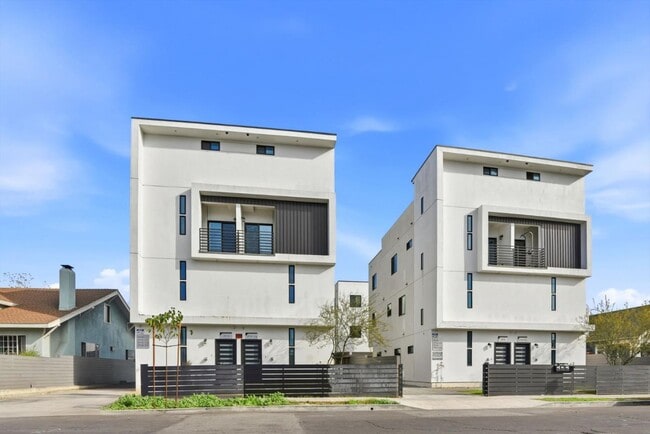 property at 608 E 29th St