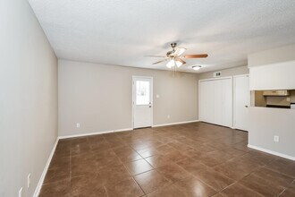 3512 Chevron Cove in Memphis, TN - Building Photo - Building Photo