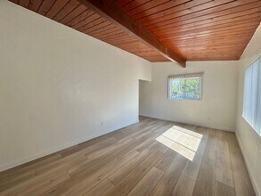 4429-4431 Manitou Way in San Diego, CA - Building Photo - Building Photo