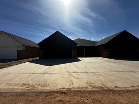 5719 Kemper St in Lubbock, TX - Building Photo