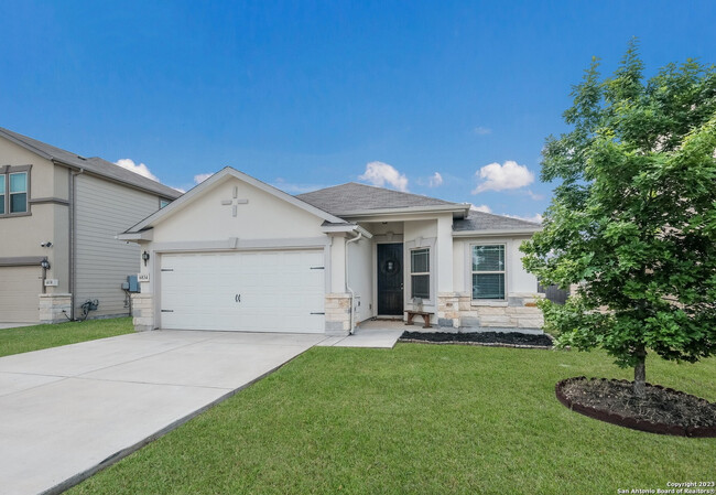 property at 6834 Dashmoor Crk