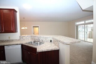 1665 Kenton Rd in Dover, DE - Building Photo