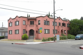 2681 Nicol Ave in Oakland, CA - Building Photo - Building Photo