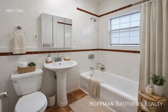 1317 N Bronson Ave, Unit 101 in Los Angeles, CA - Building Photo - Building Photo