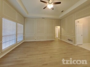 528 Renee Ln in Desoto, TX - Building Photo - Building Photo