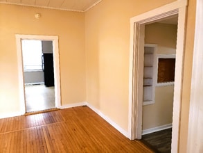 902 N 9th St in Vincennes, IN - Foto de edificio - Building Photo