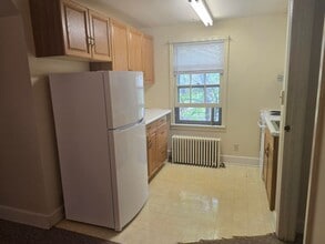 404 W Fairmount Ave in State College, PA - Building Photo - Building Photo