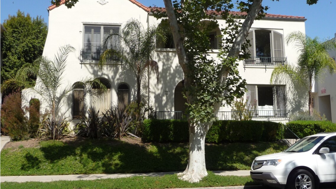 164 N Sycamore Ave in Los Angeles, CA - Foto de edificio