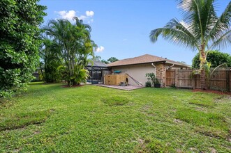 14447 Stirrup Ln in Wellington, FL - Foto de edificio - Building Photo