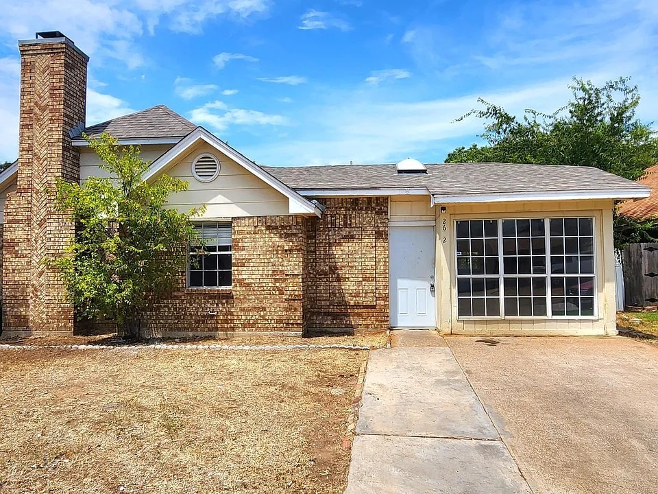 2632 Countryside Ln in Fort Worth, TX - Building Photo