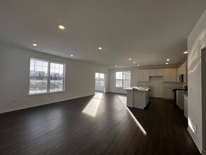 14913 Dyer Ln in Plainfield, IL - Building Photo - Building Photo