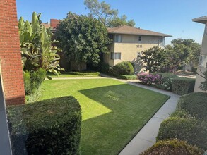 Amberwood Apartments in South Pasadena, CA - Building Photo - Interior Photo