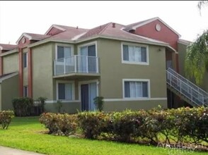 Royal Palm Gardens in Homestead, FL - Building Photo - Primary Photo